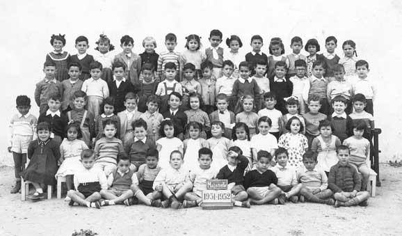 b_1951-1952_maternelle.jpg - Ecole Berchet - TANGER /  MAROC Année scolaire: 1951-52  Maternelle  Photo communiquée par  Evelyne Gratier 