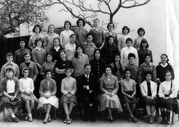 r_1962-1963_4emem.jpg - Lycée Regnault - 4ème - TANGER / MAROC - Photo communiquée par Clara Tapiero (Wahnon) - Année scolaire: 1962-1963