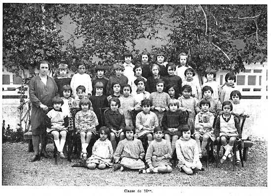 s_1927-1928_10eme.jpg - Lycée St. Aulaire - TANGER / MAROCAnnée scolaire: 1927-28. photo 10ème Photo communiquée par Emilio DAHL 