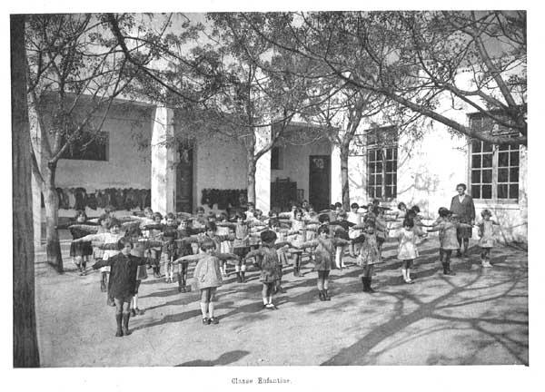 s_1927-1928_Enfantine.jpg - Lycée St. Aulaire - TANGER / MAROCAnnée scolaire: 1927-28. - EnfantinePhoto communiquée par Emilio DAHL 
