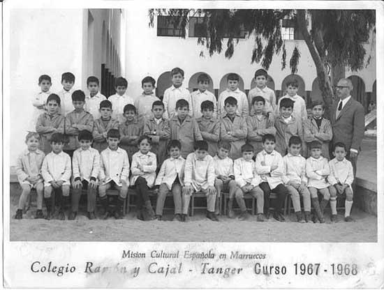 G_1967-1968_e.jpg - Ramon Y Cajal - Tanger / MarruecosCurso : 1967-68Foto enviada por Ernesto Benitez 